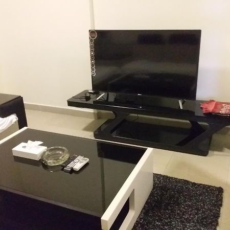 Reef Hotel Aparts Ajman Esterno foto