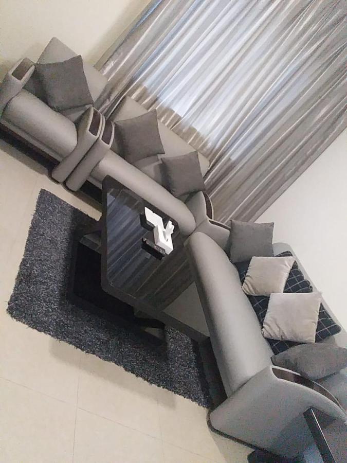 Reef Hotel Aparts Ajman Esterno foto