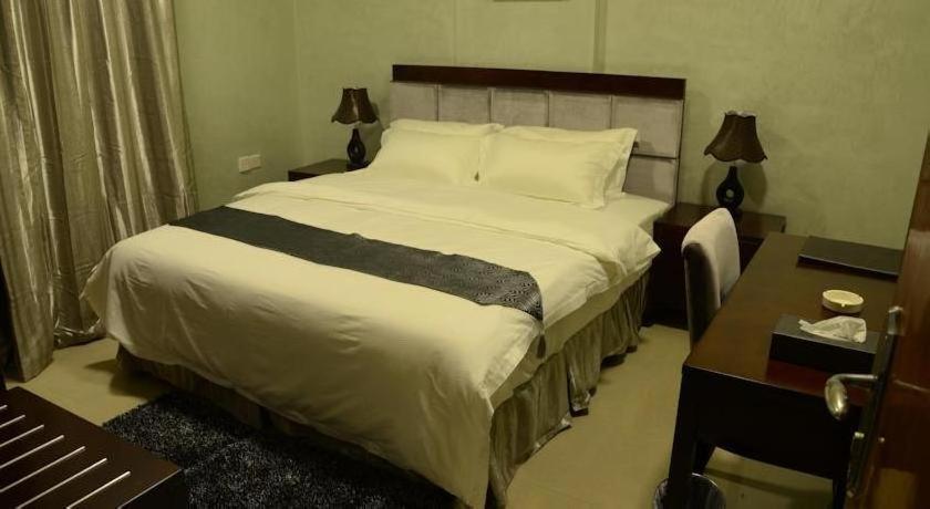 Reef Hotel Aparts Ajman Esterno foto