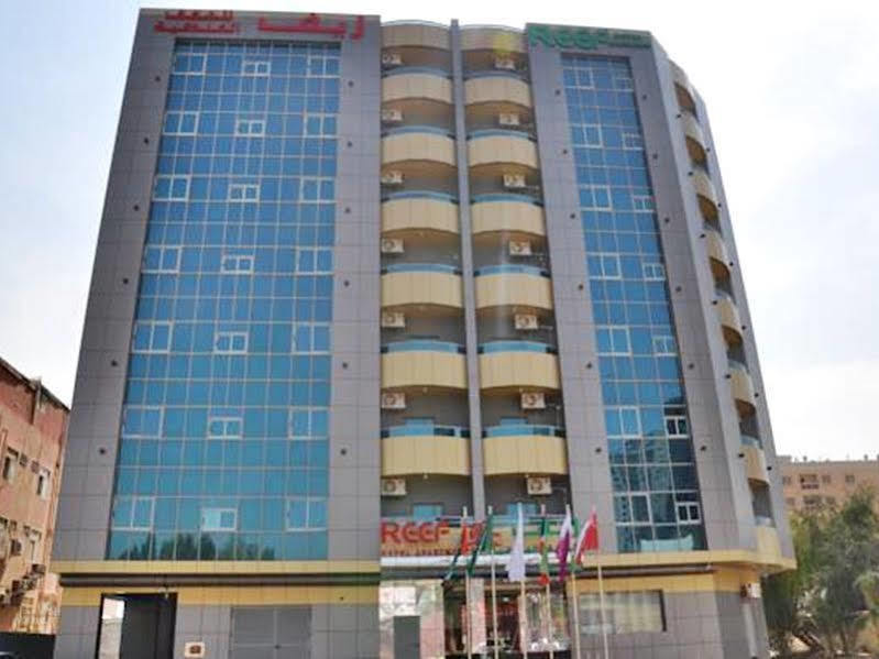 Reef Hotel Aparts Ajman Esterno foto